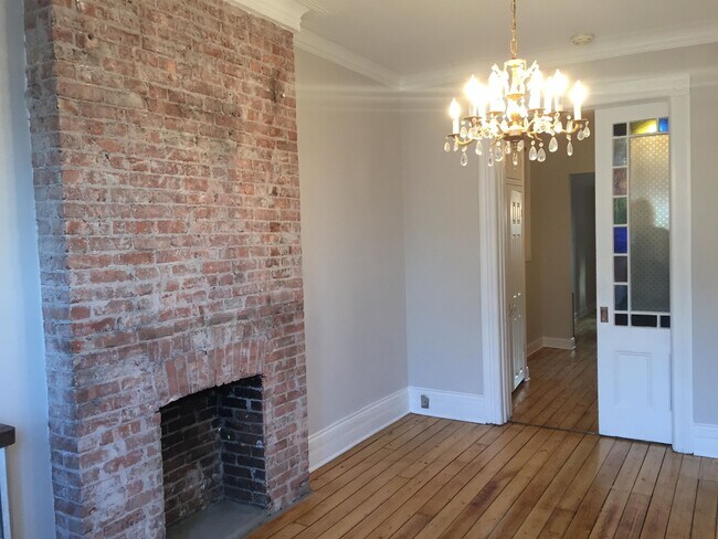 Photo - 343 Pavonia Ave