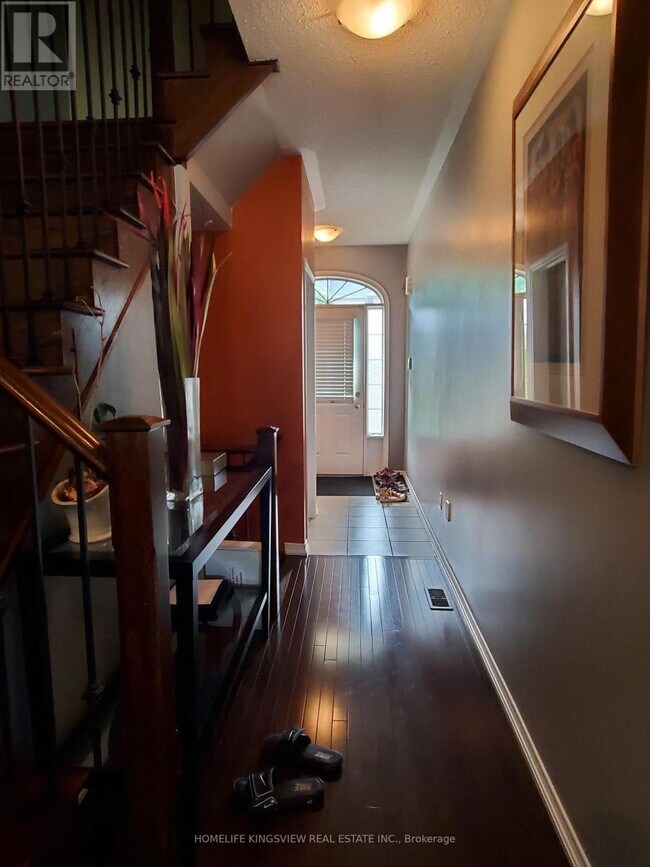 Photo - 651 Farmstead Dr