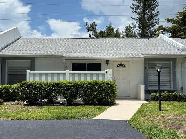 Building Photo - 4004 36th Ave Dr W Rental