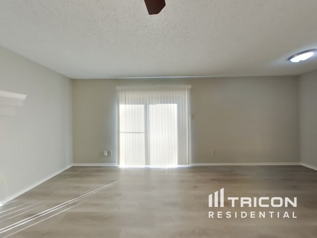 Photo - 8230 Longhorn Ridge Dr