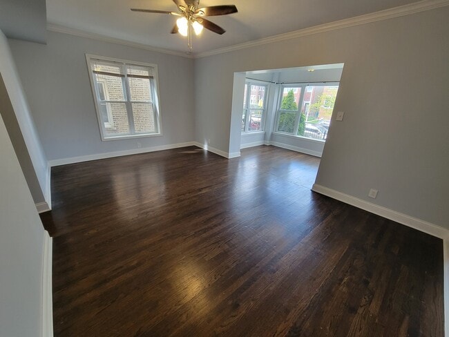 Photo - 4849 N Sawyer Ave Unit 1