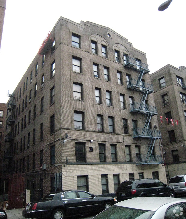 Photo - 2600 Creston Ave