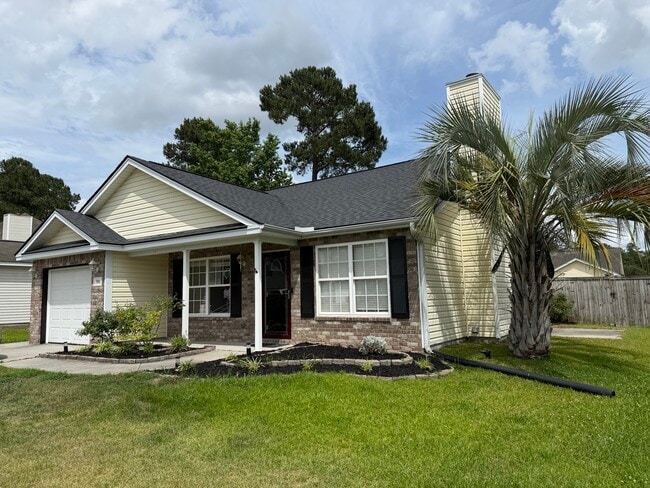 Photo - 306 Springdale Ct