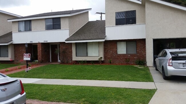 Photo - 3743 Locust Ave