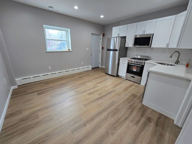 Photo - 1631 S 8th St Unidad #1