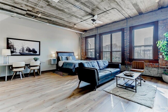 Photo - 2205 McKinney St Unidad 503 Rental