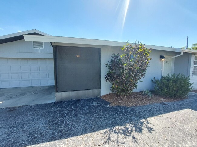 Photo - 1815 Marbeth St