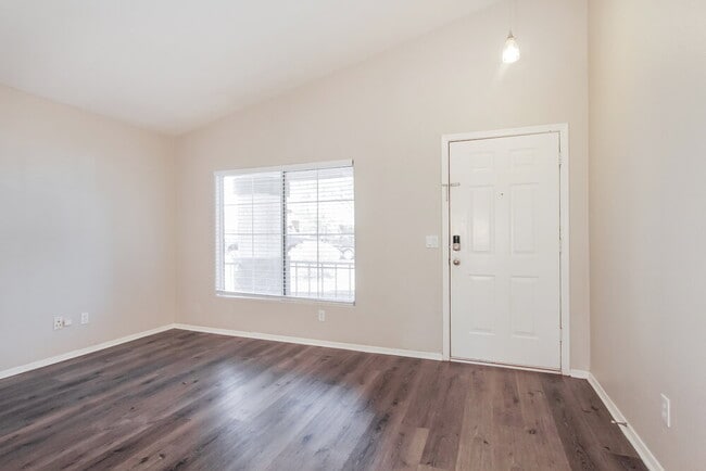 Photo - 8113 W Pima St