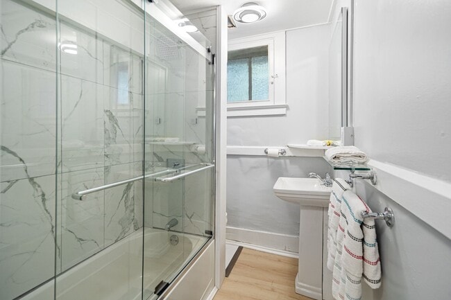 Photo - 202 Stewart Ave Unit 202-4