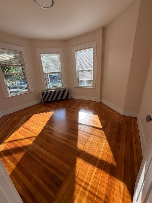 140 Brooks St