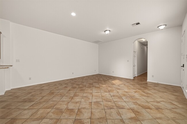 Photo - 14927 Tuttle Point Dr