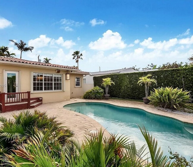 Photo - 8934 Emerson Ave