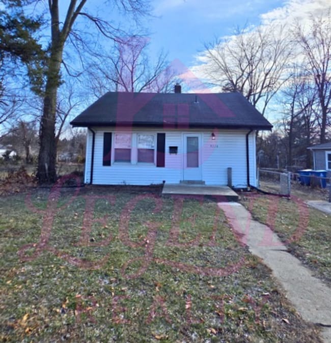 Photo - Move-In Ready 2BR Home in Ritenour School District!