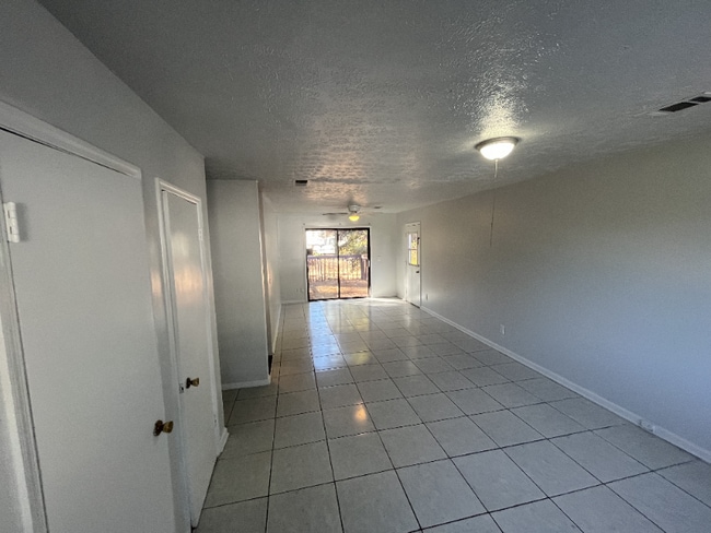 Photo - 1074 Sparrow Ct