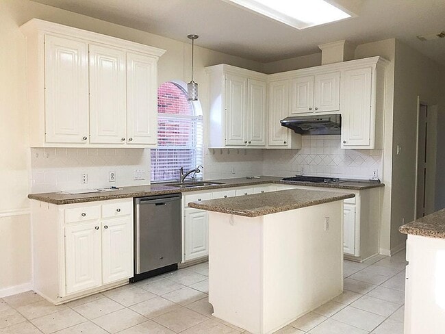 Photo - 17503 Sunny Trail Ln
