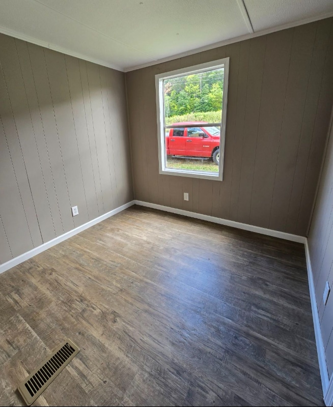 Photo - 526 Hal Henard Rd