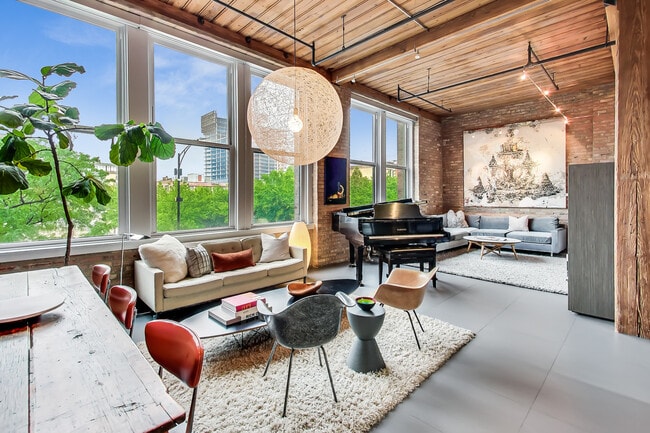 Photo - 1327 W Washington Blvd Unit 2H