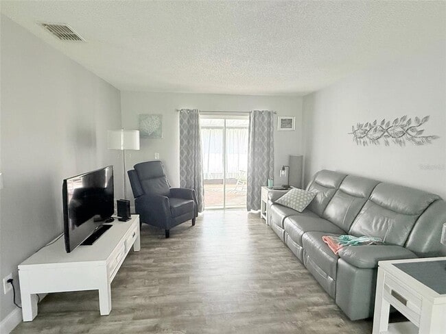 Photo - 3357 38th St S Unidad C