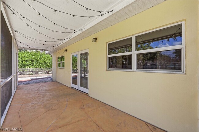 Photo - 1377 11th Ct N