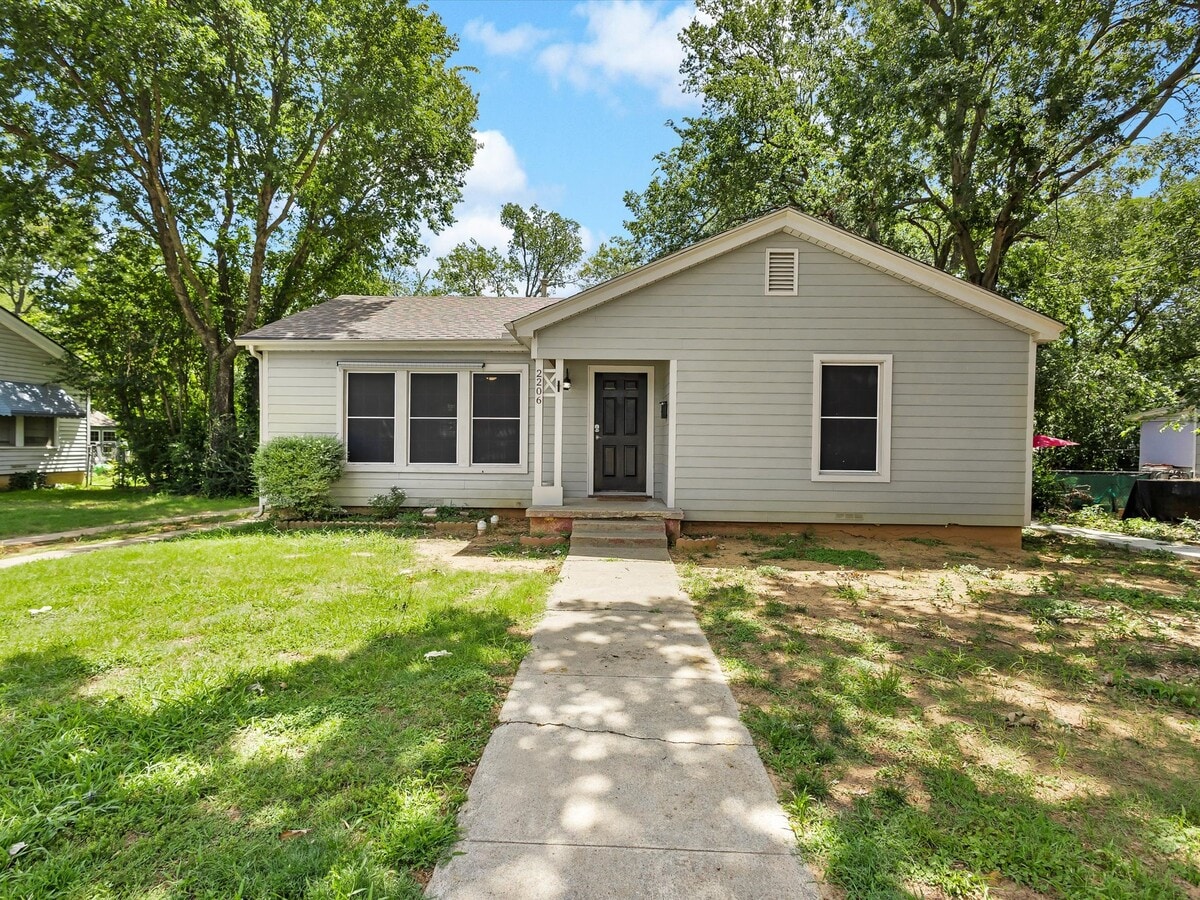 Photo - 2206 Fowler Dr Casa