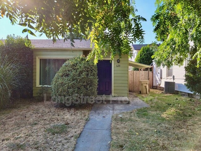 Photo - 628 NW 19th House