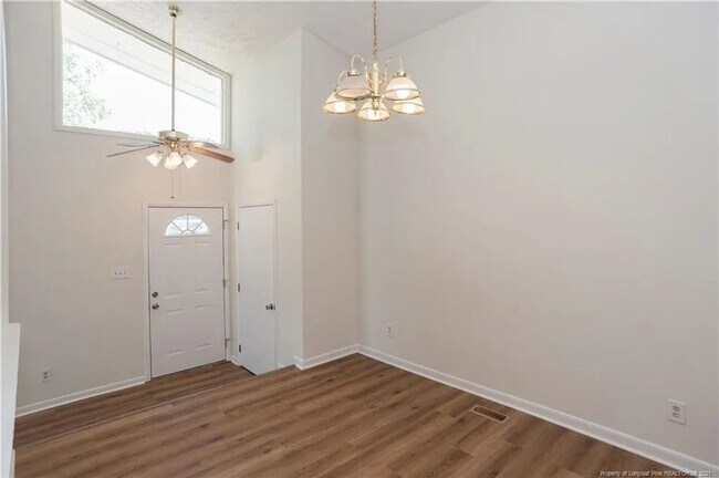 Photo - 2012 Lakemeadow Dr