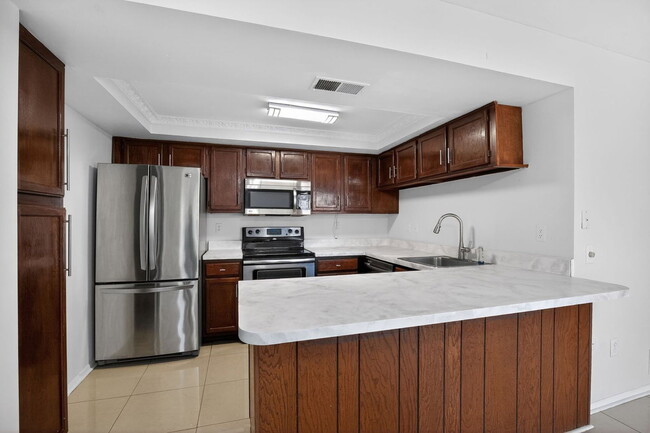 Photo - 1537 Bryan Ct