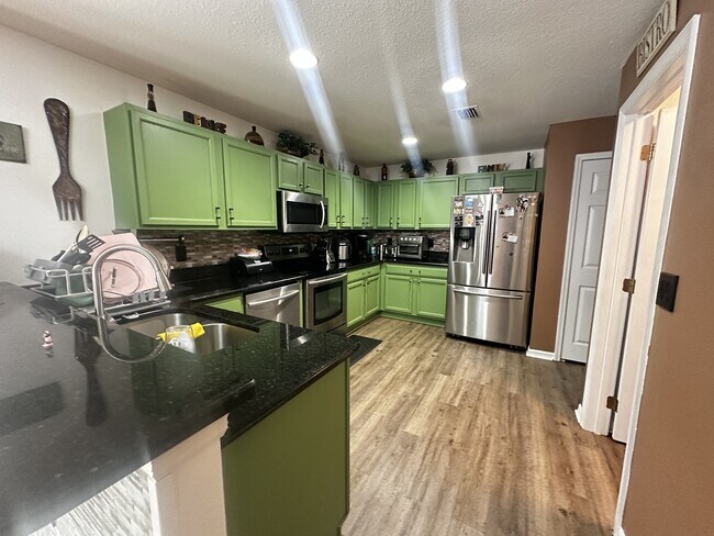 Photo - 15040 SW 39th Cir