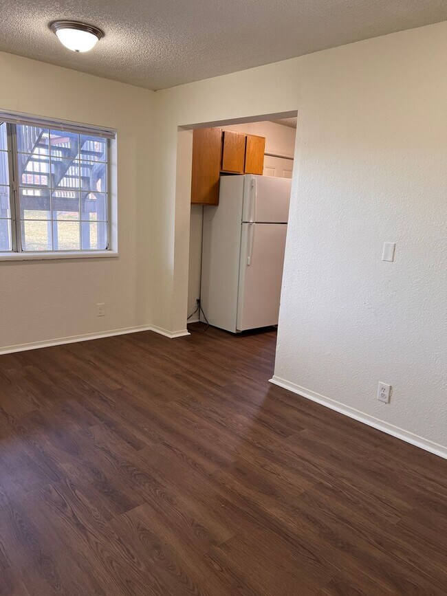 Photo - Gazebo Apartments