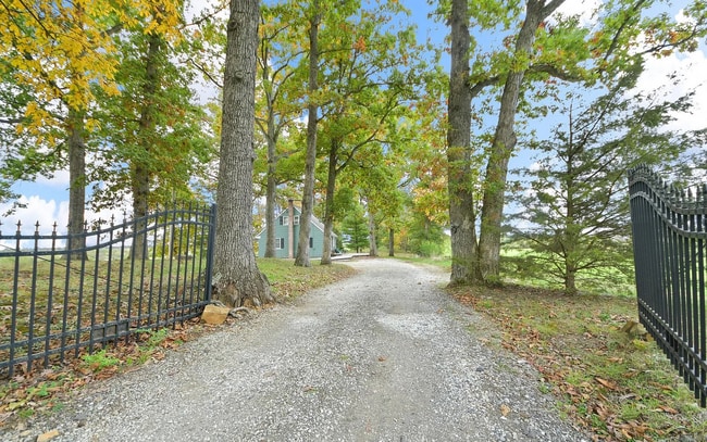 Photo - 10359 Harney Rd