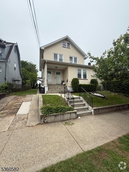 Building Photo - 767 6th St Rental