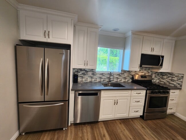 Photo - 5706 Willis Ave