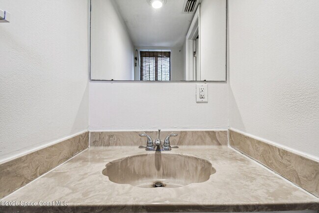 Photo - 3687 Royal Oak Dr