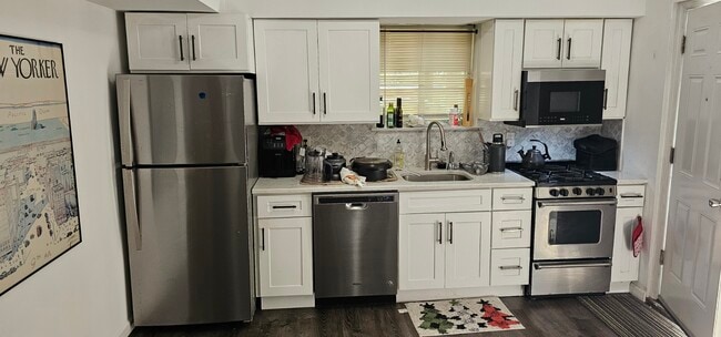 Photo - 17 Rossmore Ave Apartments Unit 17 Rossmore Ave