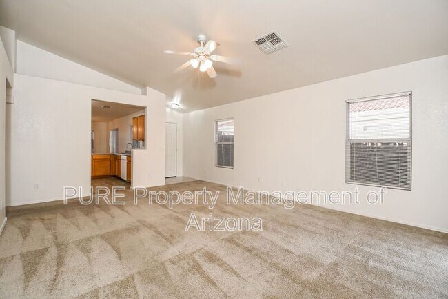 Photo - 930 E Monterey St