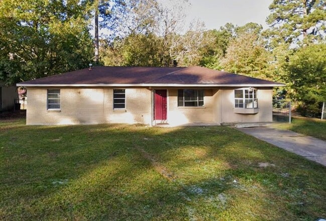 Building Photo - 317 Hickory St