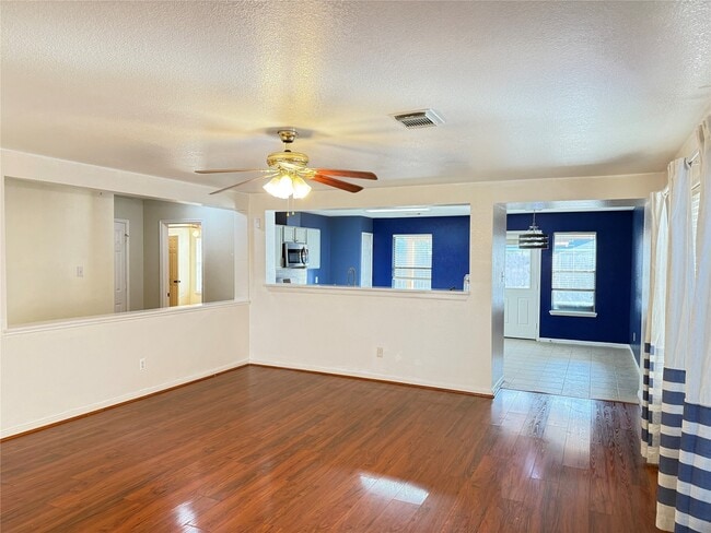Photo - 10210 Cades Creek Ct