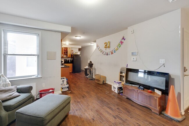 Photo - 1628 Willington St Unit C