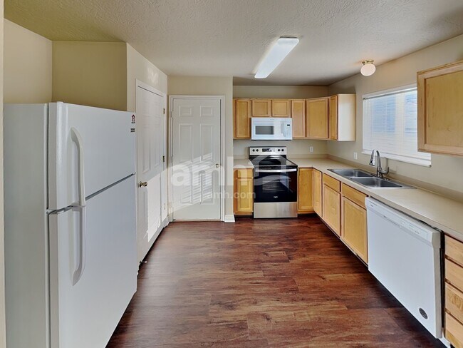 Photo - 309 S 1400 W