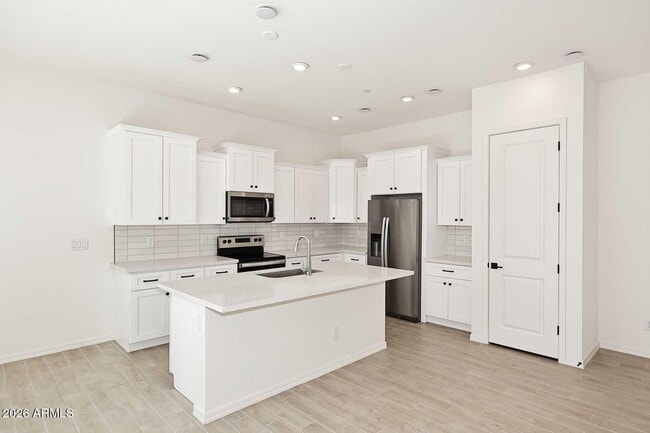 Photo - 202 E Markwood Dr