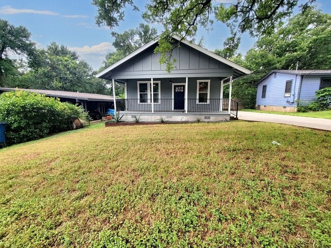 Photo - 5501 Downs Dr