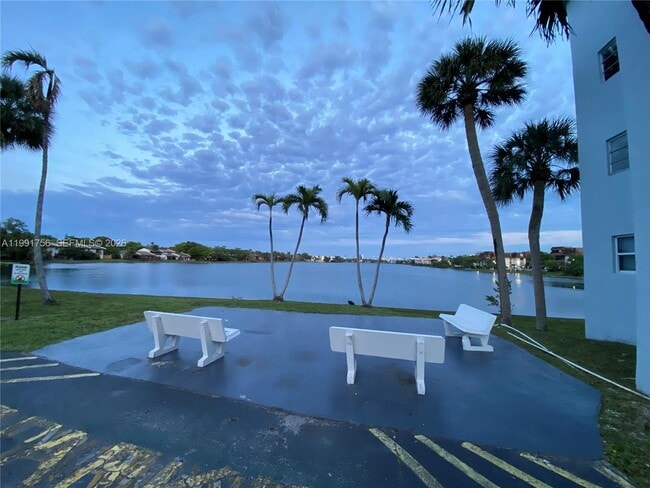 Photo - 443 NE 195th St Unit 436