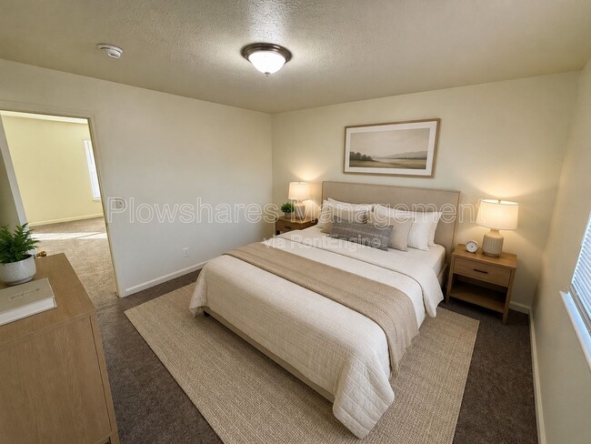 Building Photo - 5504 Lodema Way Unit 4