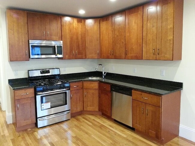 Photo - 83 Linden St