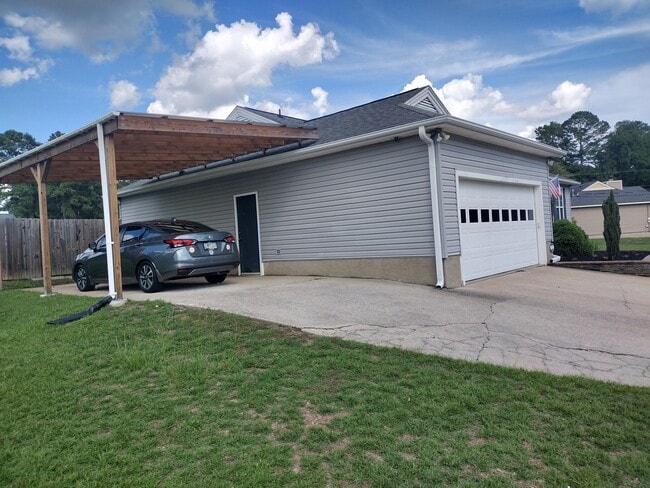 Photo - 657 Kemper Dr