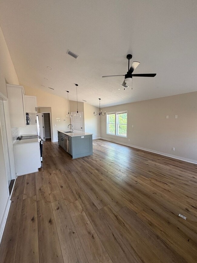 Photo - 3b/2Bth Home