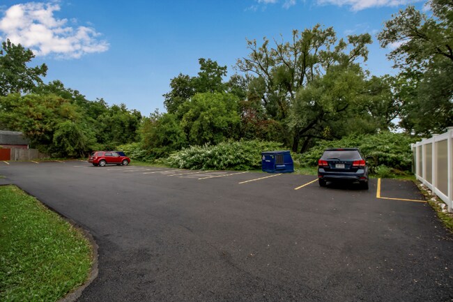 Photo - 1540 Abbott Rd Unit 2