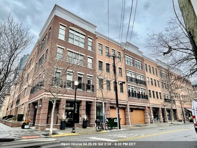 Building Photo - 126 Dudley St Unit 104