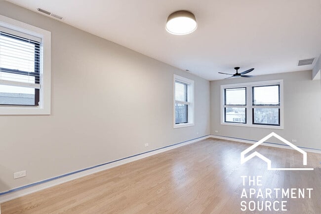 Photo - 4409 N Seeley Ave Unit 3B