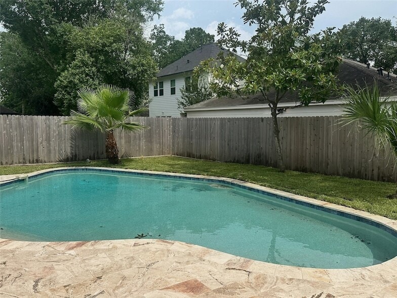 Photo - 2287 Woodland Springs St